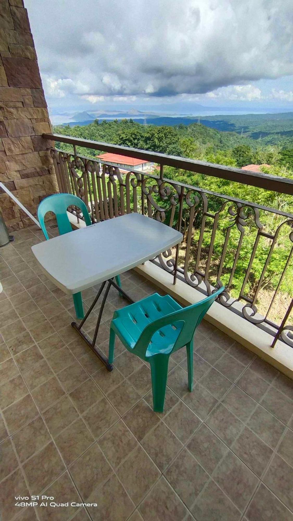 Splendido Tagagtay Taal Lake Staycation Free Parking Netflix No Free Pool Tagaytay City Exteriér fotografie