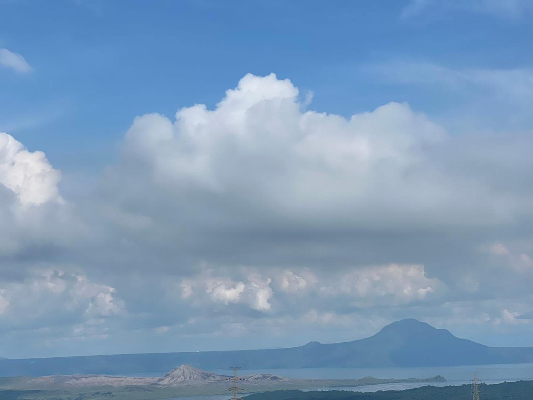 Splendido Tagagtay Taal Lake Staycation Free Parking Netflix No Free Pool Tagaytay City Exteriér fotografie
