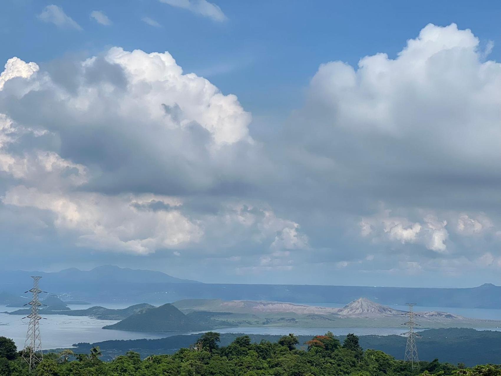 Splendido Tagagtay Taal Lake Staycation Free Parking Netflix No Free Pool Tagaytay City Exteriér fotografie