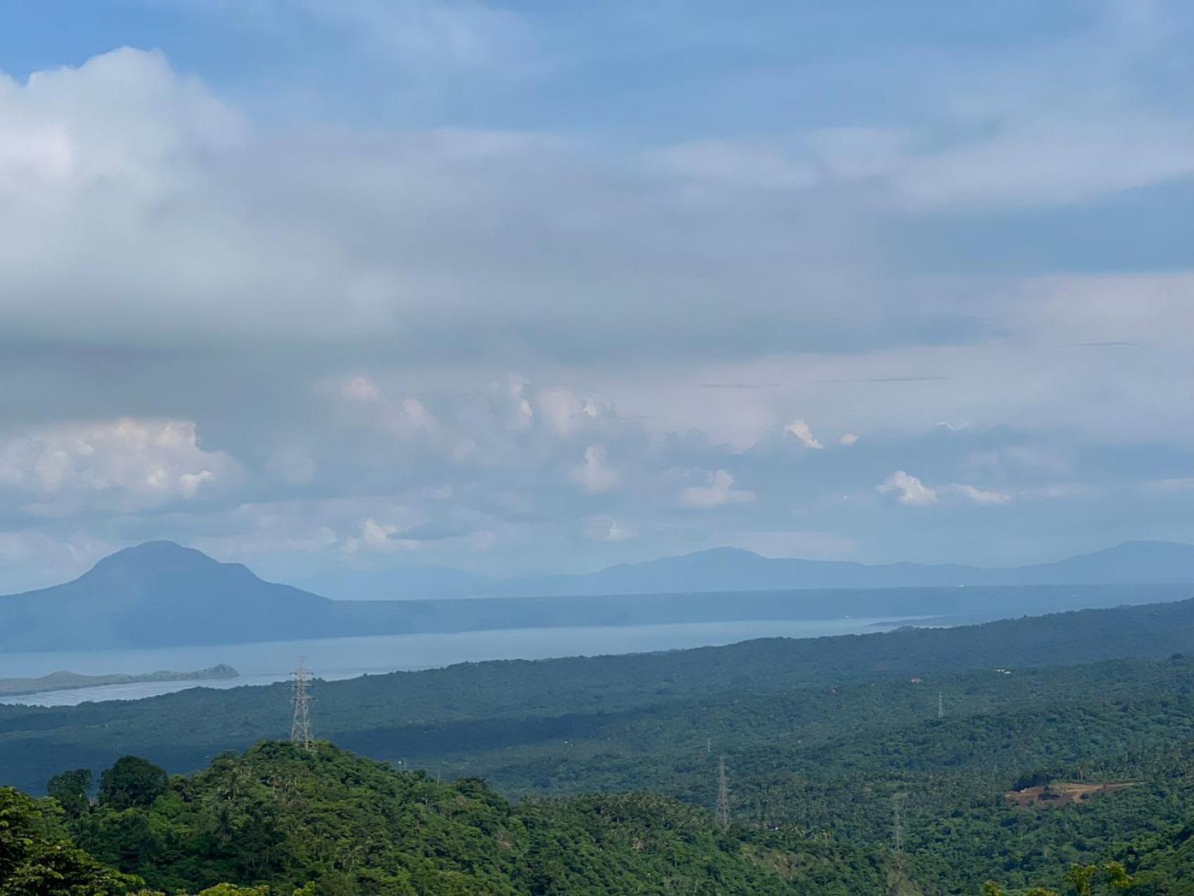 Splendido Tagagtay Taal Lake Staycation Free Parking Netflix No Free Pool Tagaytay City Exteriér fotografie