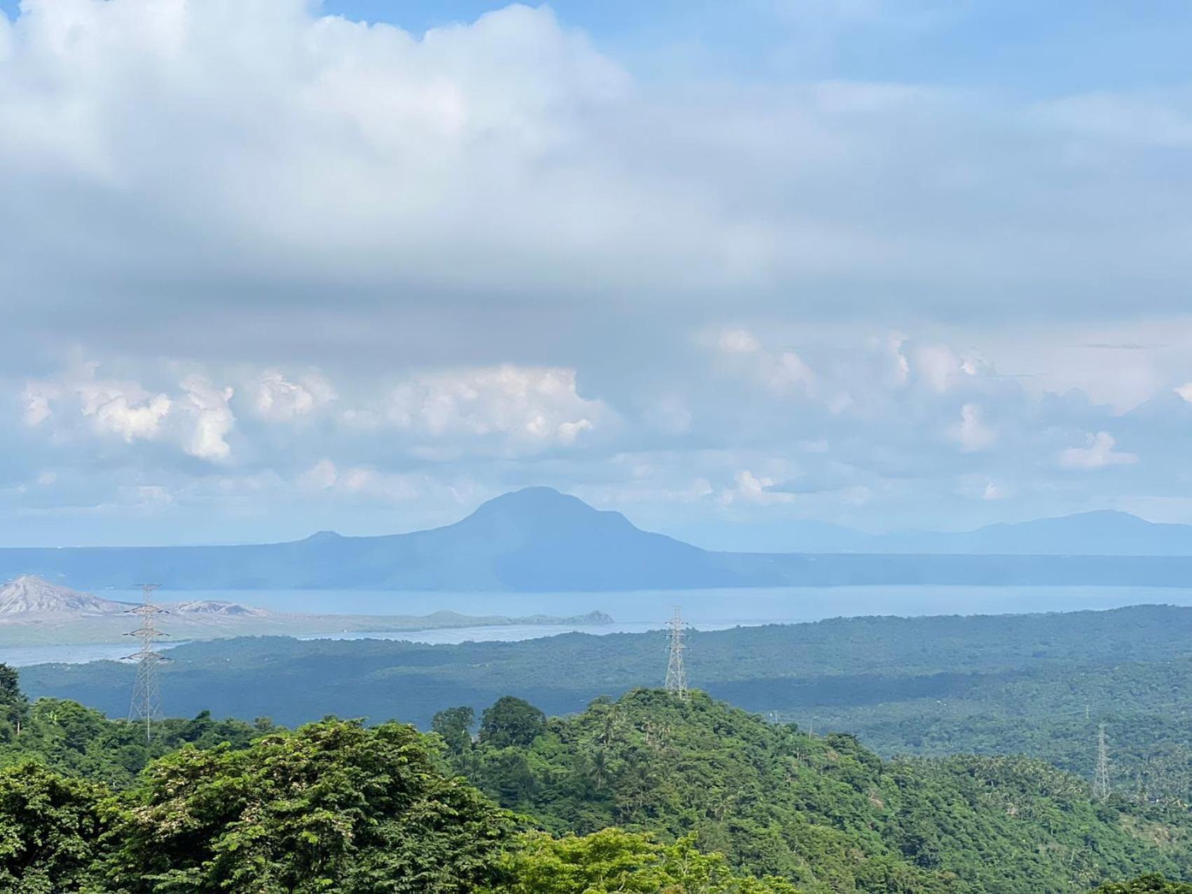 Splendido Tagagtay Taal Lake Staycation Free Parking Netflix No Free Pool Tagaytay City Exteriér fotografie