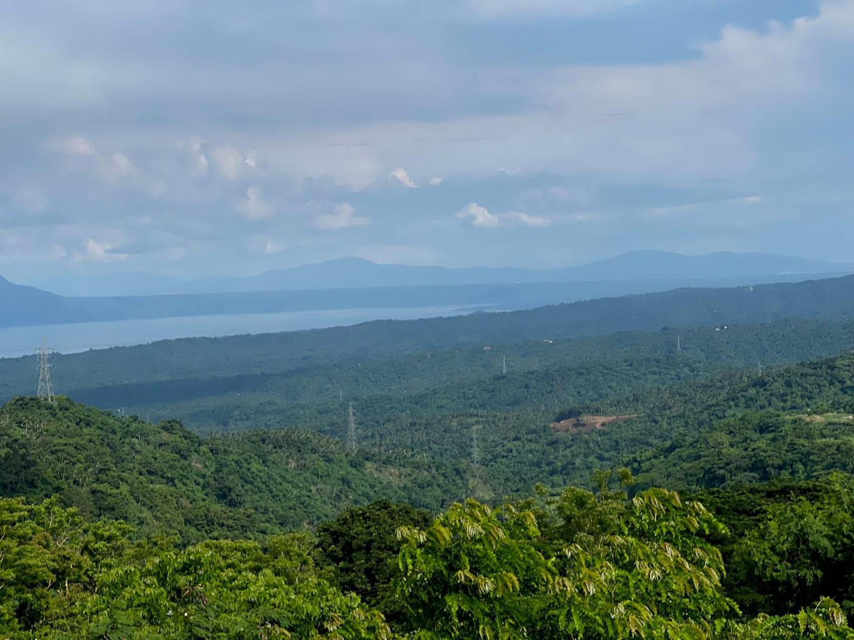 Splendido Tagagtay Taal Lake Staycation Free Parking Netflix No Free Pool Tagaytay City Exteriér fotografie