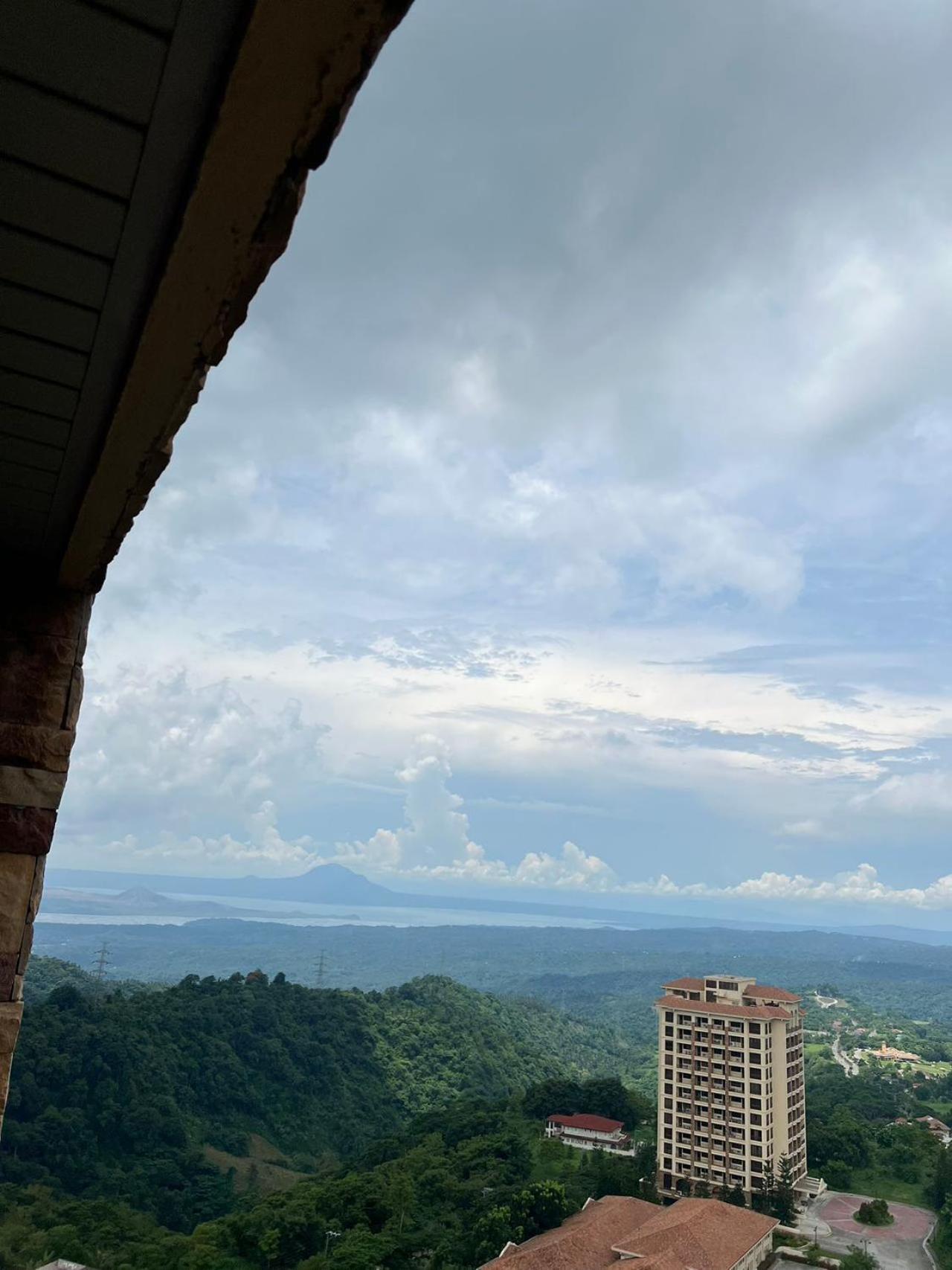 Splendido Tagagtay Taal Lake Staycation Free Parking Netflix No Free Pool Tagaytay City Exteriér fotografie