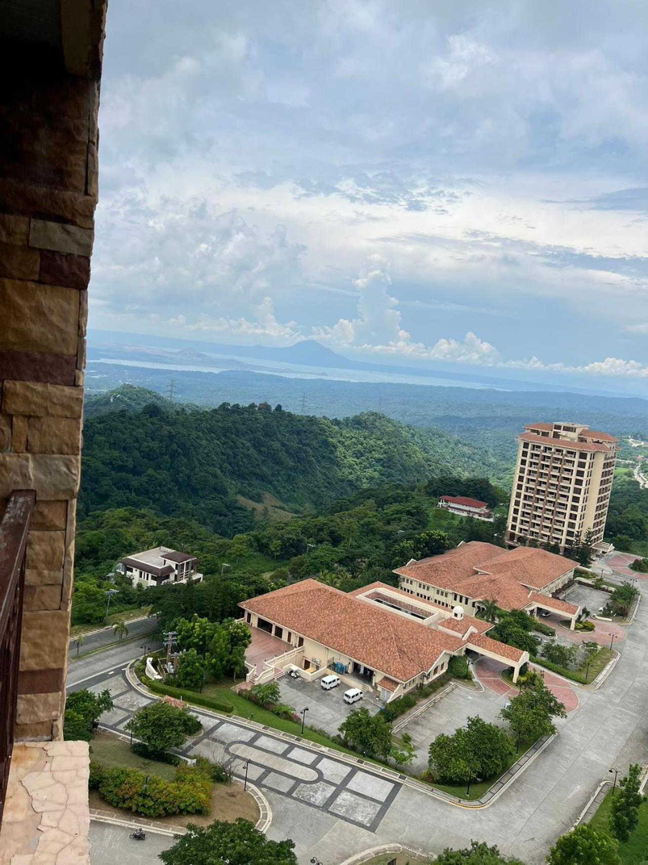 Splendido Tagagtay Taal Lake Staycation Free Parking Netflix No Free Pool Tagaytay City Exteriér fotografie