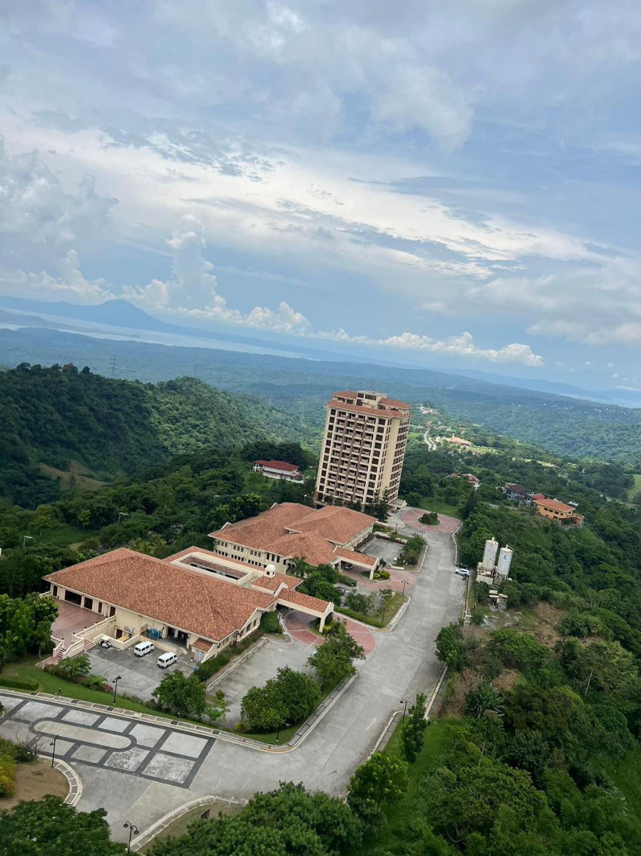 Splendido Tagagtay Taal Lake Staycation Free Parking Netflix No Free Pool Tagaytay City Exteriér fotografie