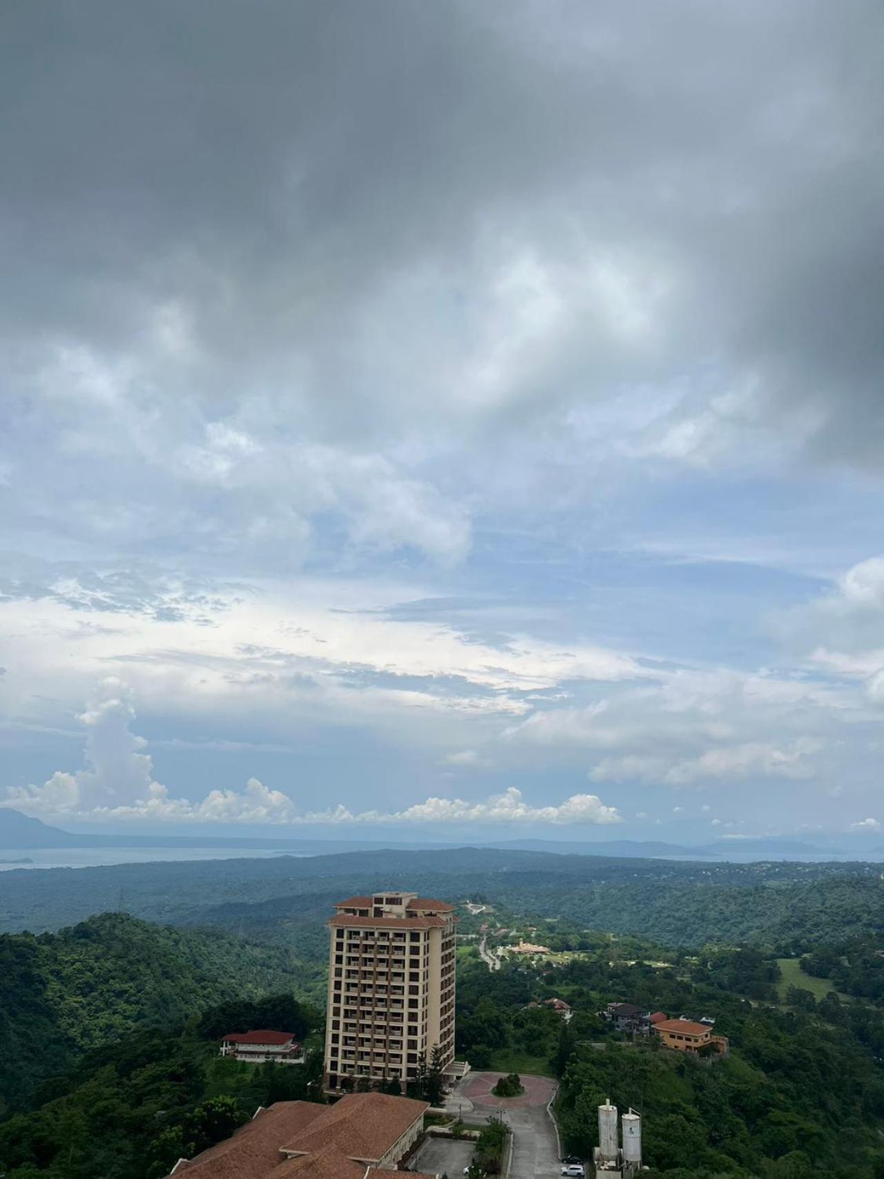 Splendido Tagagtay Taal Lake Staycation Free Parking Netflix No Free Pool Tagaytay City Exteriér fotografie