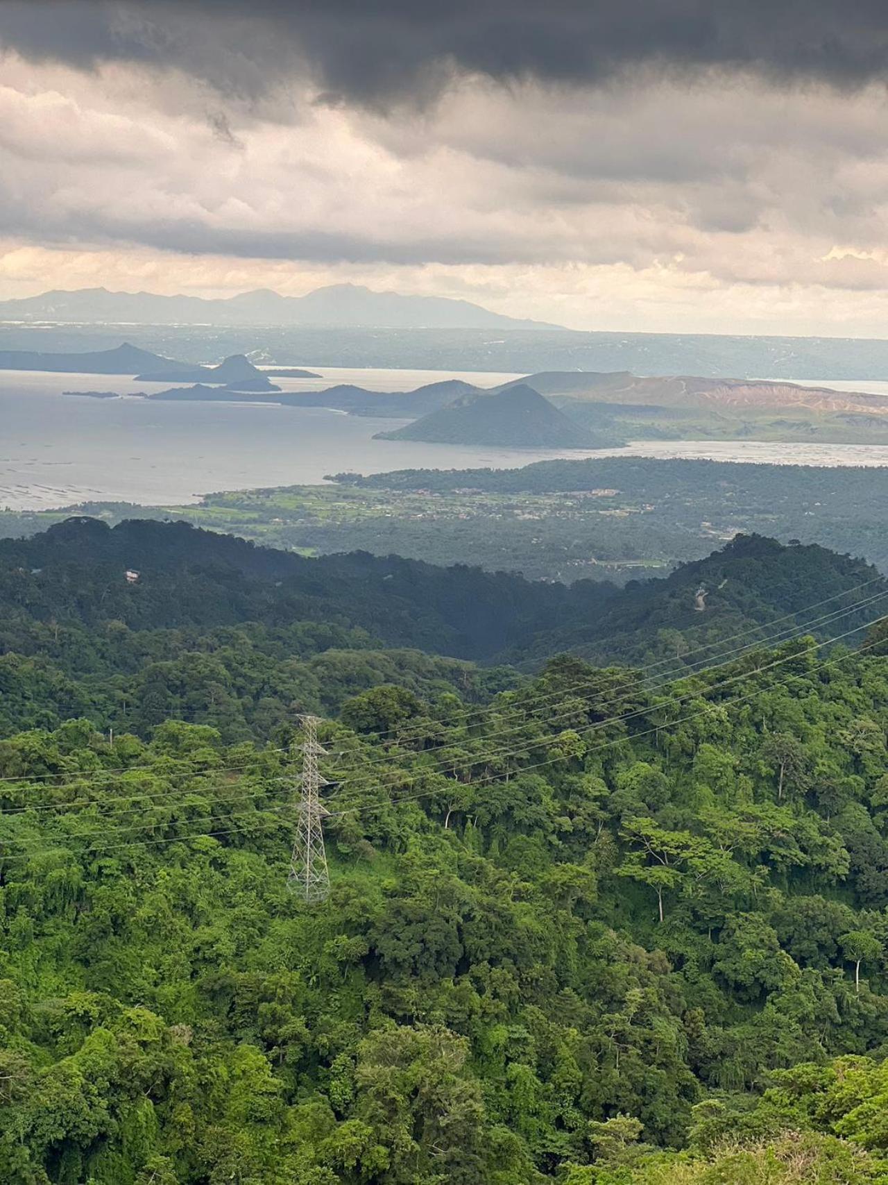 Splendido Tagagtay Taal Lake Staycation Free Parking Netflix No Free Pool Tagaytay City Exteriér fotografie