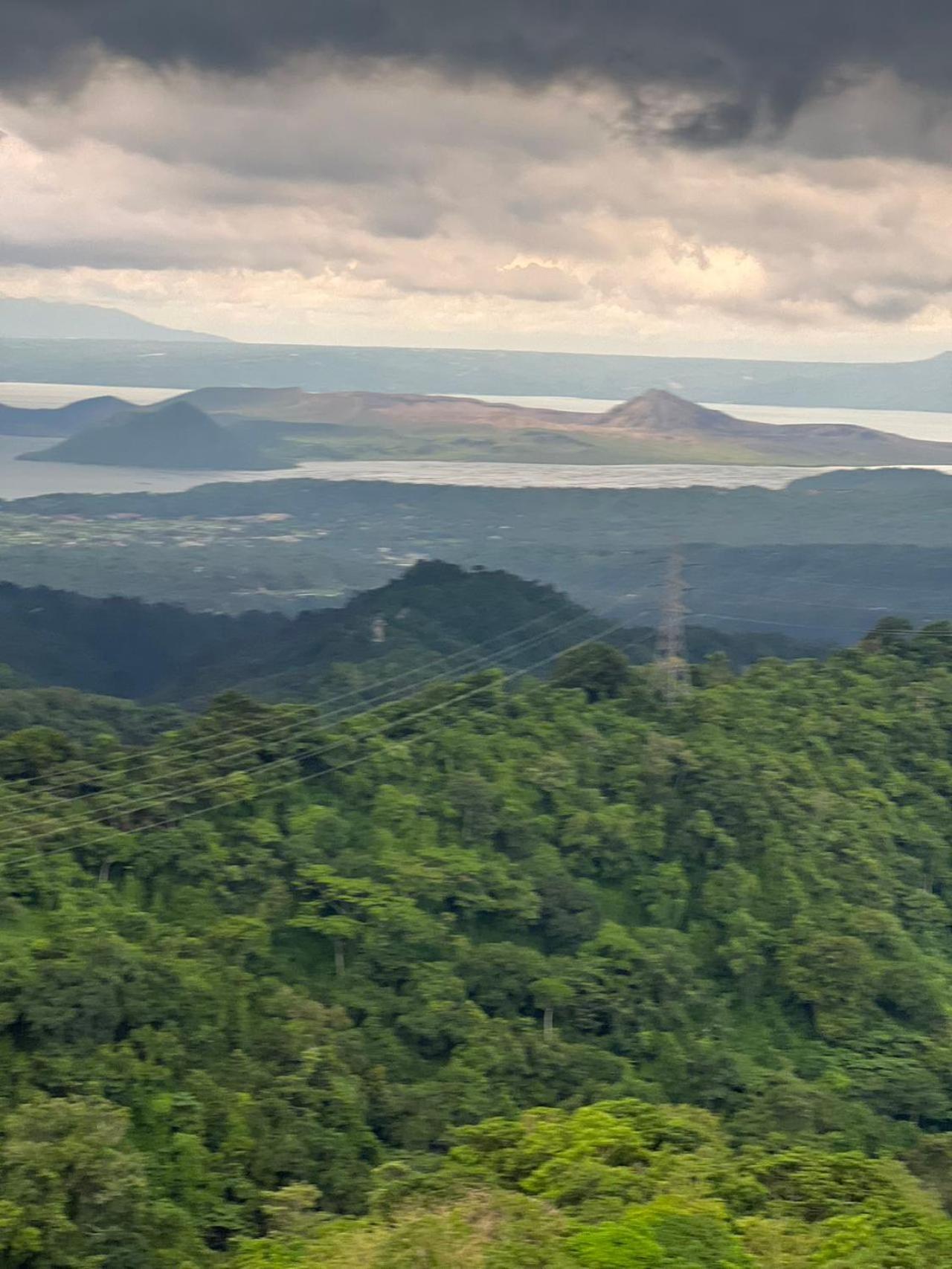 Splendido Tagagtay Taal Lake Staycation Free Parking Netflix No Free Pool Tagaytay City Exteriér fotografie