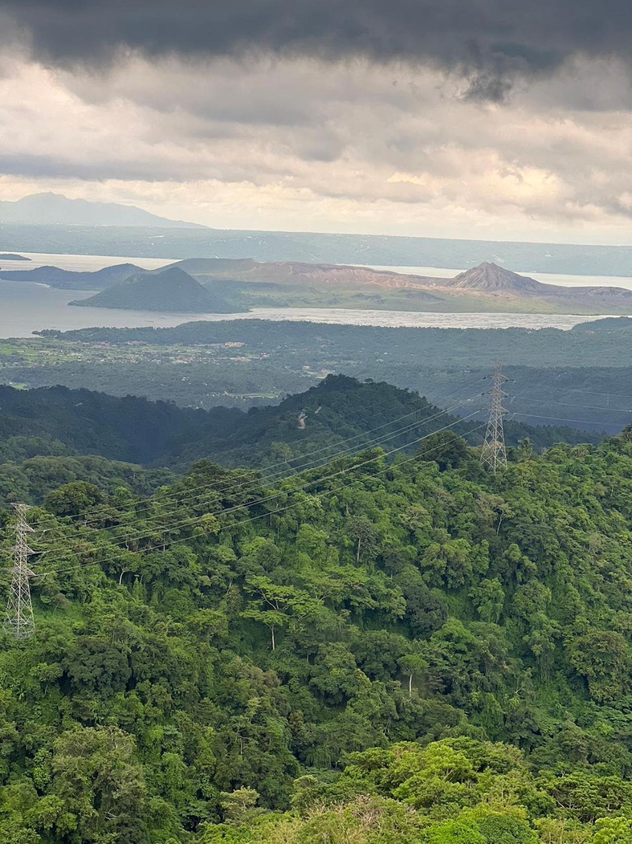 Splendido Tagagtay Taal Lake Staycation Free Parking Netflix No Free Pool Tagaytay City Exteriér fotografie