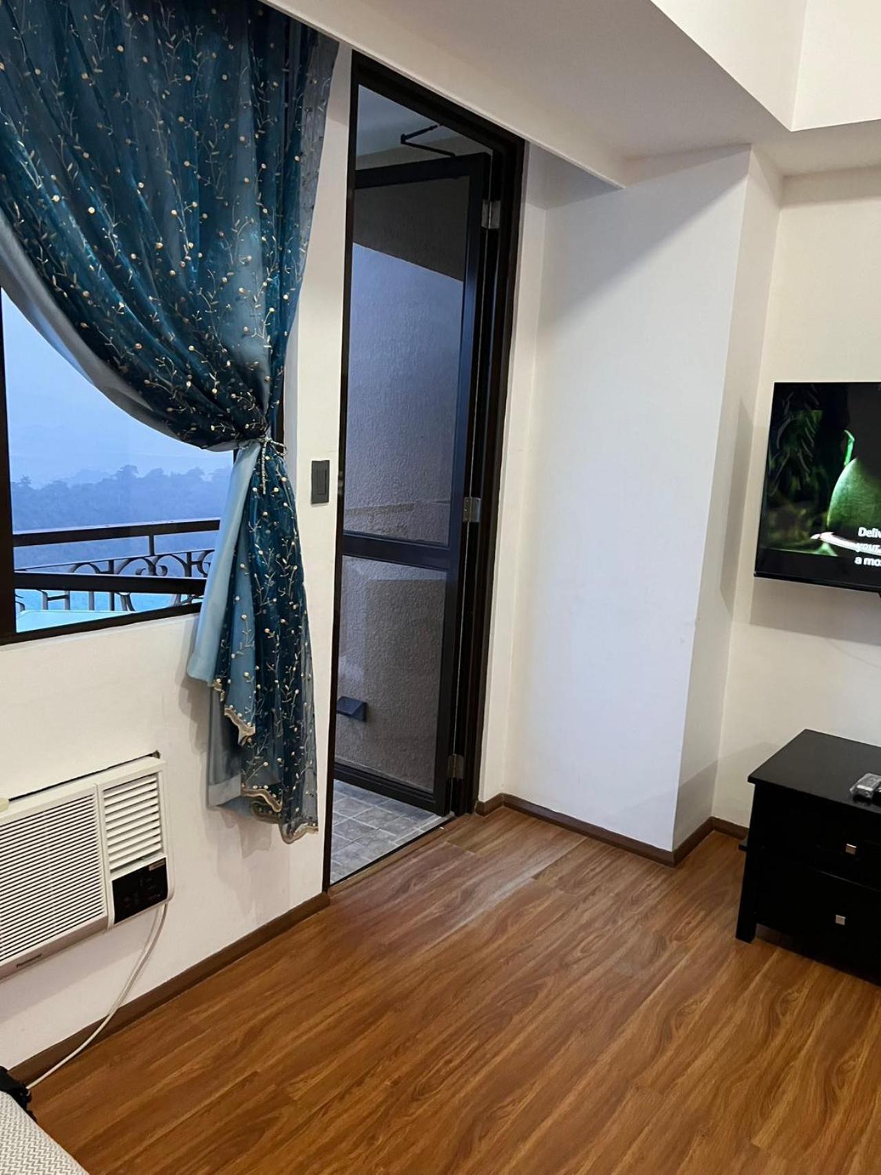 Splendido Tagagtay Taal Lake Staycation Free Parking Netflix No Free Pool Tagaytay City Exteriér fotografie